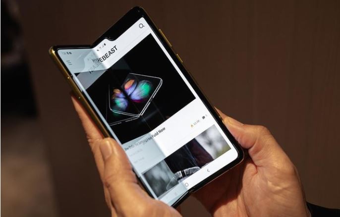 Công nghệ Infiniti Flex Display được ứng dụng trên Samsung Galaxy Fold